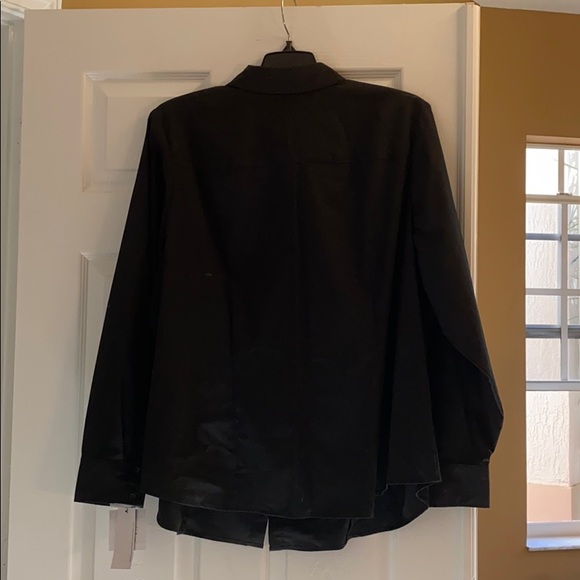 NWT Liz Claiborne black shirt - Picture 4 of 5
